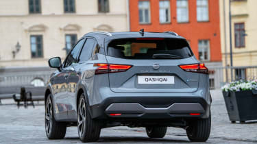 Nissan Qashqai - rear 